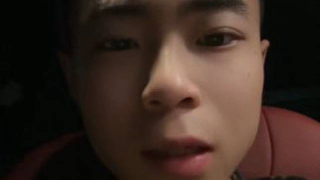 先爱自己再爱别人！ 希望大家都能清醒一点，毕竟还有人也爱着你！#胖猫