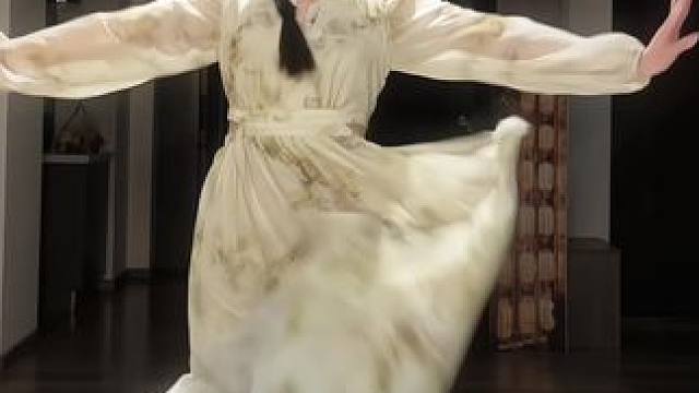 #舞蹈 刚诞生的夏天～#五月天 #国泰民安脸 #氛围感 #夏天