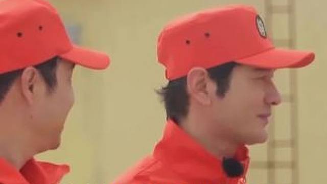 于洋：脸特长哈哈哈#极限挑战10 #黄晓明 #黄明昊 #鹅厂踏春观影季 #龚俊