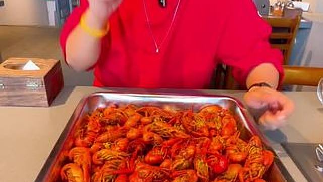 #胶南#小龙虾 #青岛五一必吃美食推荐 #吃龙虾的季节 #小龙虾小龙虾吃起来