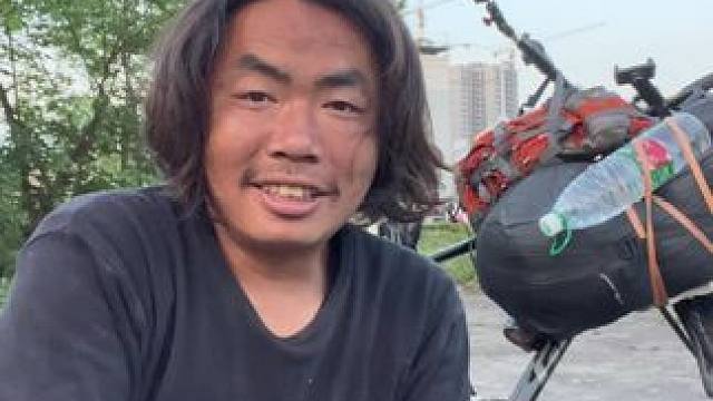 我已经白发苍苍了不要问我经历了什么我只是流浪八年而已笑对人生 #流浪 #流浪生活 #真实户外 #骑行