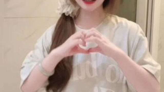 小猫要拯救世界^⌯⌯^ ੭!!#甜妹 #甜甜的手势舞