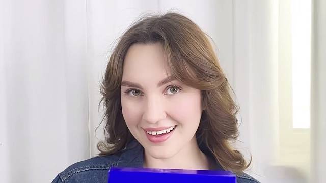 很多姐妹遇到这种面部问题皮肤干燥！胶原蛋白流失
换季敏感！熬夜疲惫！化妆卡粉法国金芭兰复颜三重玻尿酸