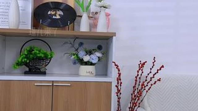 熬夜党、手机党的看过来！总是熬夜的姐妹一定要试下这个南京同仁堂的草莓味的叶黄素软糖，大小小孩都能吃，