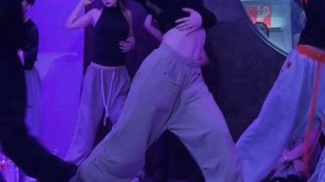 今天主打一个记不住动作放大炮… #sheesh #金大铭编舞 #babymonster #舞蹈课堂随