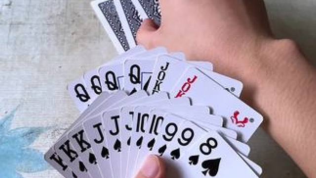 #天天斗地主真人版  #斗地主 #这操作都看傻了