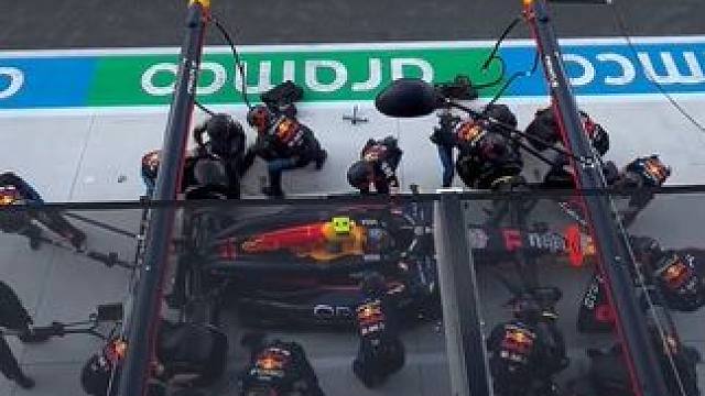 #f1迈阿密大奖赛 红牛车队佩雷兹1.9秒换胎#一顿操作猛如虎 #佩雷兹 #2024f1迈阿密大奖赛