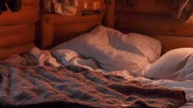 今天有暴风雪，在舒适小屋里喝杯茶休息下来吧！ #白噪音 #助眠视频 #解压助眠