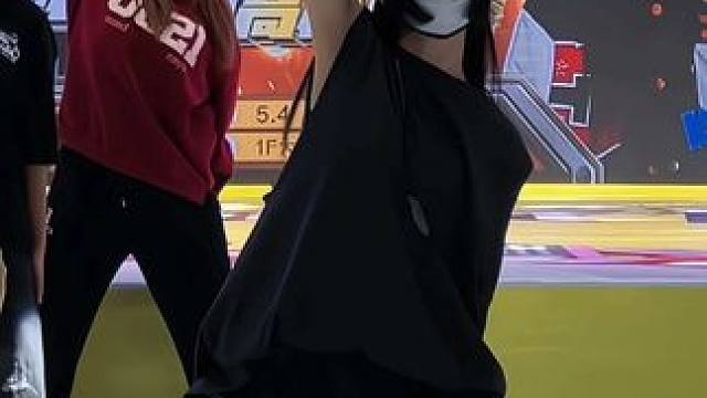 多听听外面的自己 比鬼片还精彩 #随机舞蹈 #exo #前夜 #一学就会系列