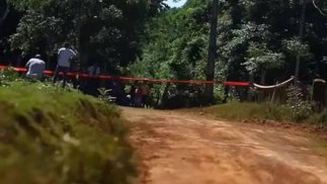 玩的比你狠，站的比你稳#极限运动#危险动作请勿模仿#非专业人士请勿模仿#漂移