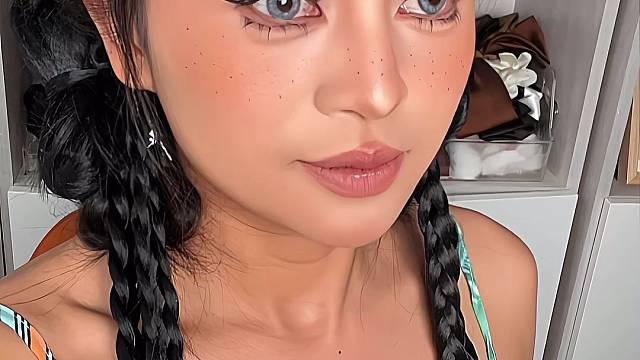 是个小小的黑茉莉奥