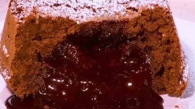 巧克力甜品的创意制作不同装饰搭配 #泰国美食 #巧克力蛋糕 #烘焙 #蛋糕 #甜品