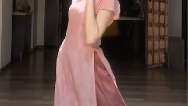 #舞蹈 花间酒，人间月，公子何不留下和我牛饮一杯～#花间酒 #国风 #古典舞 #东方美