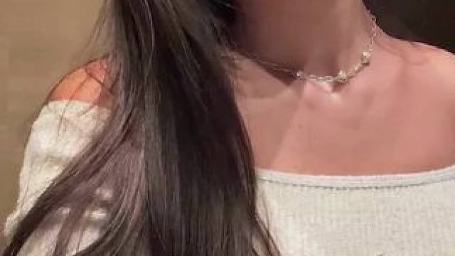 小蛮腰大长腿马甲线#美女 #美少女 #青春年华 #美人 #精致女孩