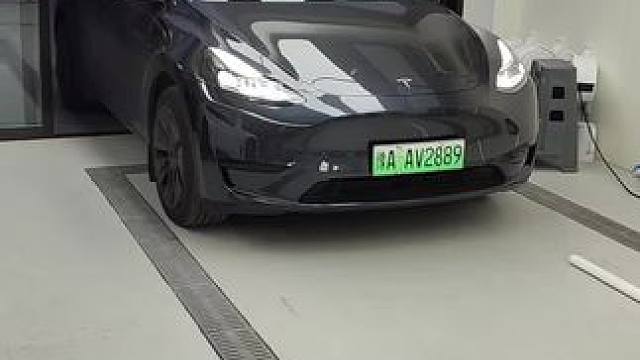 666名车贴膜，一直都在追求工艺细节的疯狂把控，随时恭候您来。#贴膜 #隐形车衣 #改色膜推荐 #汽