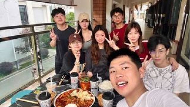 很幸运 大学遇见了这群朋友！#校园生活 #大学生哪有不疯的 #大学生日常