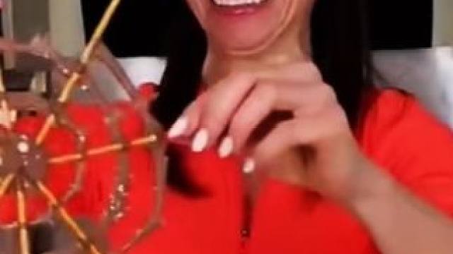 妻子为丈夫自制美食，这手法简直太厉害了！ #歪果仁 #搞笑老外 #外国人反应