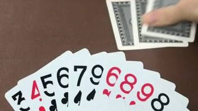 #是时候展现真正的牌技了 #扑克牌 #人生就像这把牌 #娱乐