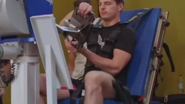 红牛的日常力量训练，感觉角田都快碎了#2024f1迈阿密大奖赛 #一顿操作猛如虎 #红牛车队 #20