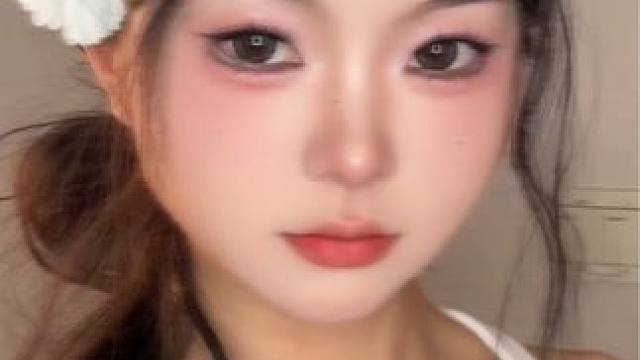 怎么还两幅面孔