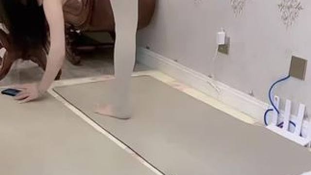 #极品身材 #瑜伽美女 #一起野个好身材 #蜜桃臀养成记 #秀身材