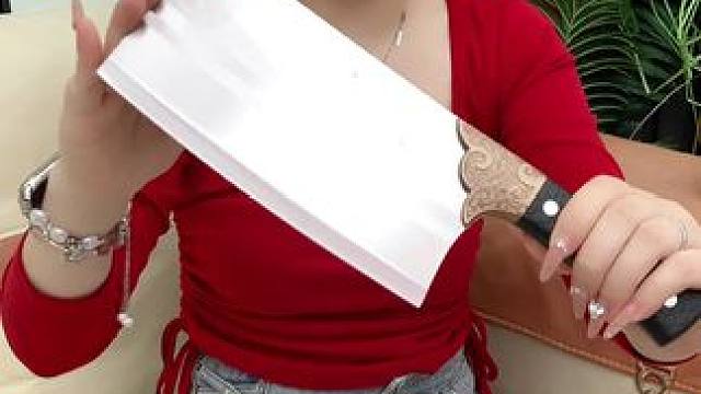 #菜刀  #手工锻打菜刀  #斩切两用刀  #家用厨房菜刀  #超便宜超划算