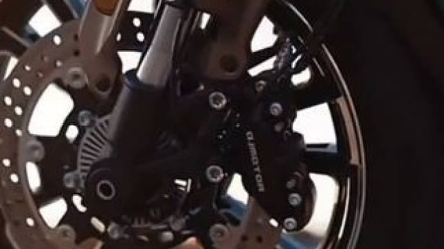 摩托车的档杆要歇菜？QJMOTOR自动挡摩托车即将大量上市！ #自动挡摩托车 #摩托车自动挡 #QJ