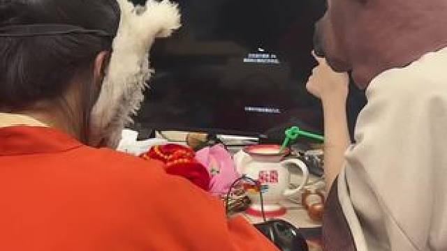 电脑突然炸了…抱歉兄弟们，抓紧抢修，下次再出问题，定宰刘备！