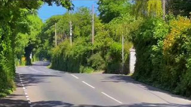 感受一下来自曼丹TT的机械声浪#曼岛tt #专业动作请勿模仿 #速度与激情 #弯道快才是真的快