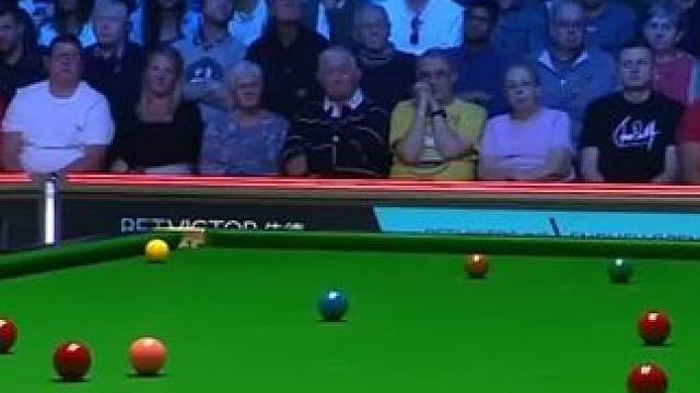 失准运气差，斯佳辉打丢远台摔袋送自由球，火箭捡漏轻松上手！