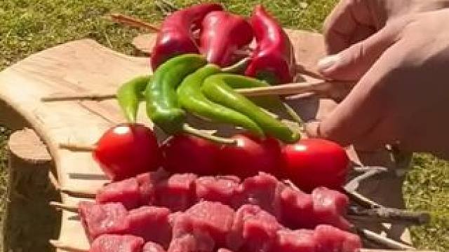 #户外美食制作 #海外美食 #野炊