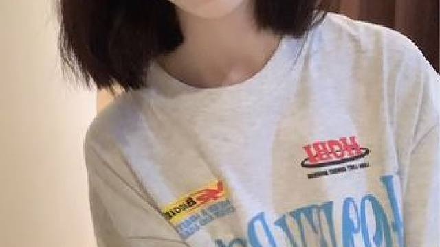 宝宝你是一个小蓝莓#甜甜的手势舞 #甜妹 #短发