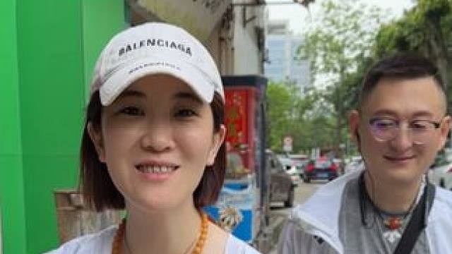 这个夏天别再单调的喝矿泉水了！你出门不如带一条这个女神茶，酸酸甜甜的可好喝了！