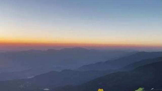 《萨顶顶-左手指月》完整版在番茄畅听，还有更多好听音乐#番茄畅听