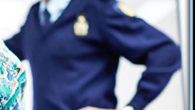 小伙利用身体运毒，被抓后挑战10天不拉粑粑#电影解说