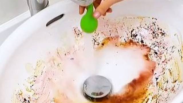 牙膏的威力有多大，不看到最后一个你绝对想不到