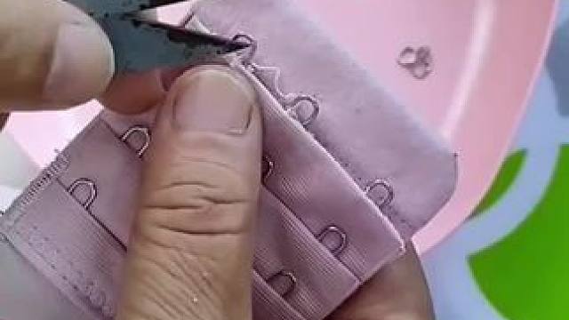 #实用小技巧 #生活小妙招 #实用小秒招 #生活小技巧 #内衣扣的妙用