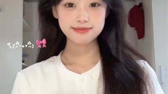 牵我的手~#甜甜的手势舞