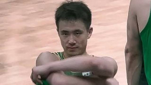 继伟的表现配的上全场高喊的MVP！#赵继伟