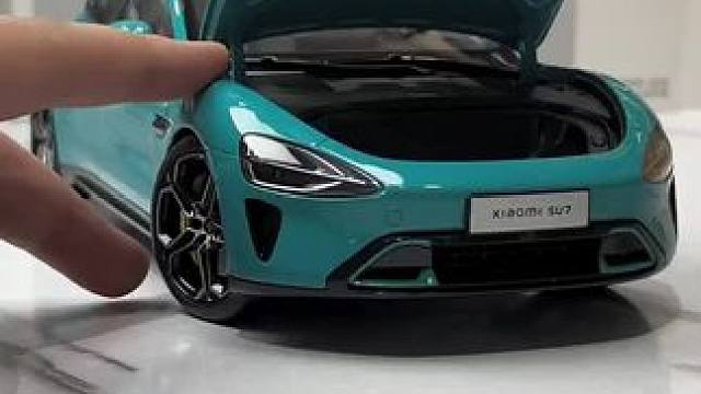 老铁们要的 "小米su7#小米su7 #身法教学 #超强人机