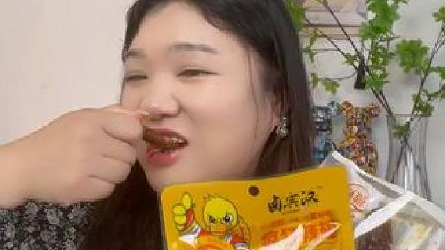 对于我们爱吃辣的，无辣不欢的，极力推荐这款重辣的疯狂辣翅！#妈呀太香了#嘎嘎好吃