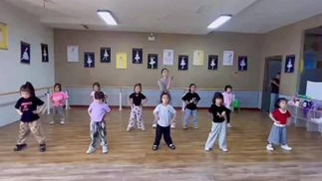 没有更好的文案，只有最好的妈妈。#用舞蹈表达爱