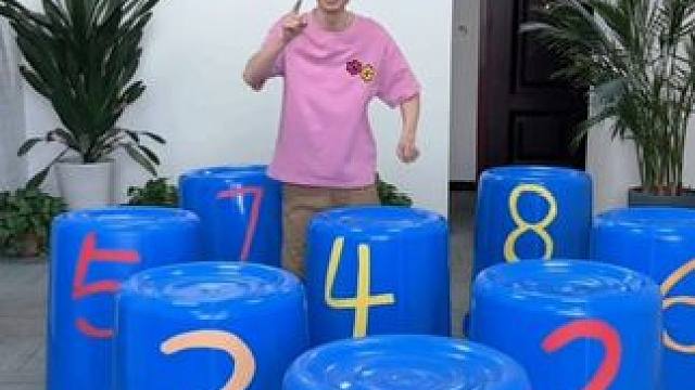 找狗狗挑战，哈哈看把羊公子聪明的 #盲选 #办公室游戏 #意想不到的结局 #小陪伴语音 #人生的小陪