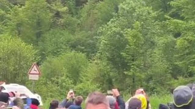 漂移是一门令人着迷的艺术，WRC三大神车上演高难度定点漂移过弯#wrc拉力赛