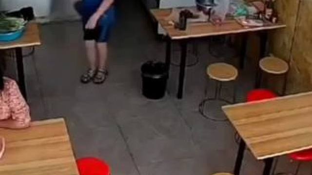 三步学会变线踢#防身术 #功夫 #格斗 #一招制敌