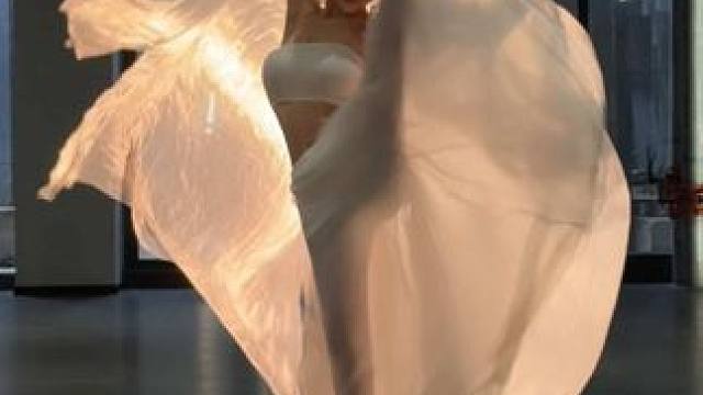 辜负真心的人要吞10000根针#古典舞 #根本你不懂得爱我 #氛围感 #即兴 #国风合伙人