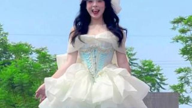 谁家小手办跑出来了 #onekiss #onekiss舞蹈挑战 #riize #甜妹