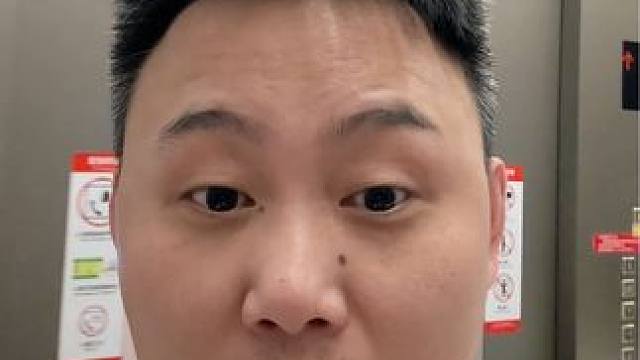 一展歌喉！
娱乐娱乐兄弟们，轻点喷哦