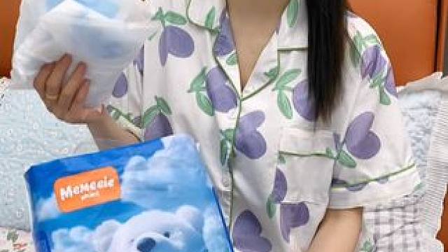 出去玩的时候来大姨妈我都是穿这个夏季超薄款的安睡裤 穿着轻薄透气 关键现在价格真的合适啊姐妹们 抓紧