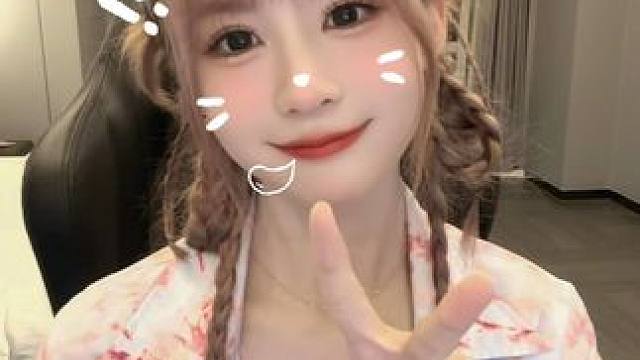 成都，好吃的，懂我意思吧
#甜妹 #甜甜的手势舞 #夏天该有的样子